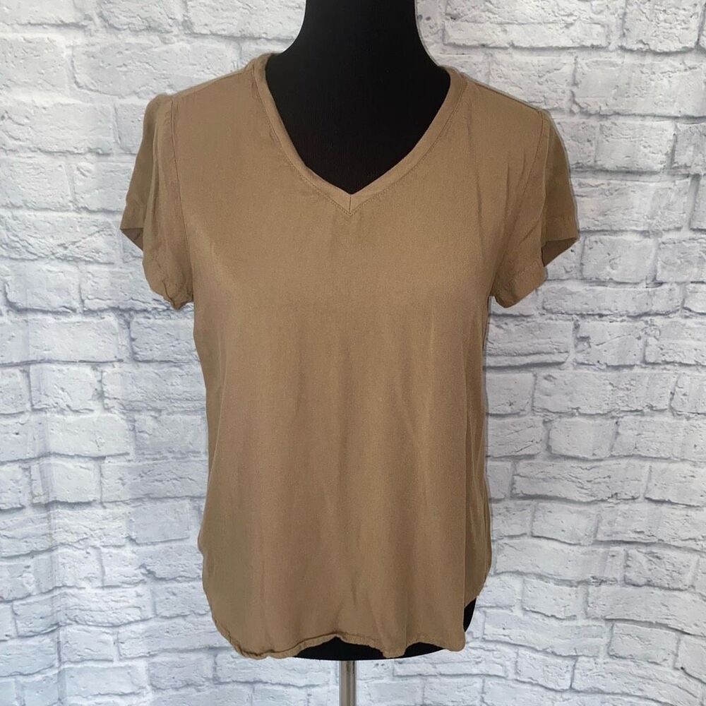 Ci Sono women M v-neck short sleeve blouse tan
